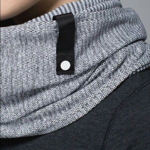 Lululemon mini check pique rulu vinyasa scarf